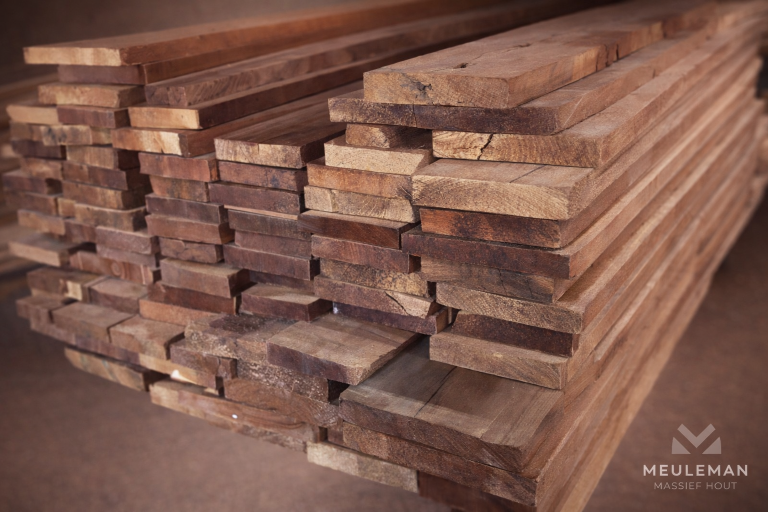 Meuleman Noten planken en latten 20mm – Meuleman Massief Hout